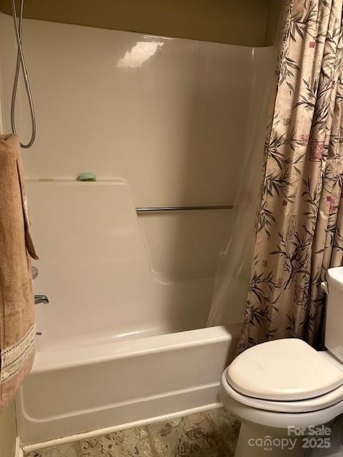 1678 Robins Nest Ct Unit B, Gastonia, NC 28054 - bathroom with shower / tub combo with curtain and toilet