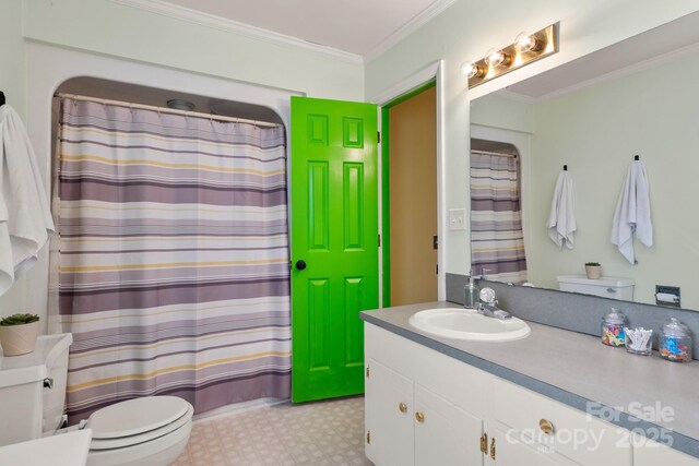 586 Crestside Dr SE, Concord, NC 28025 - bathroom with vanity, crown molding, and curtained shower
