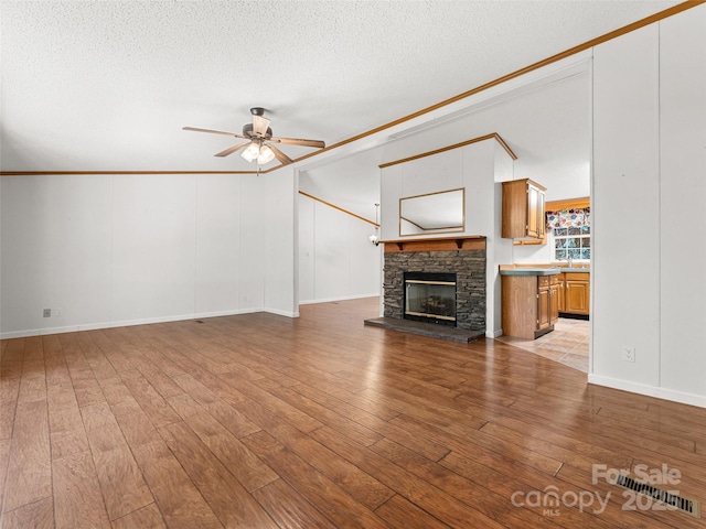 946 Turkey Pen Gap Rd, Horse Shoe, NC 28742 - photo 8