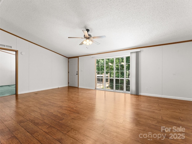 946 Turkey Pen Gap Rd, Horse Shoe, NC 28742 - photo 9