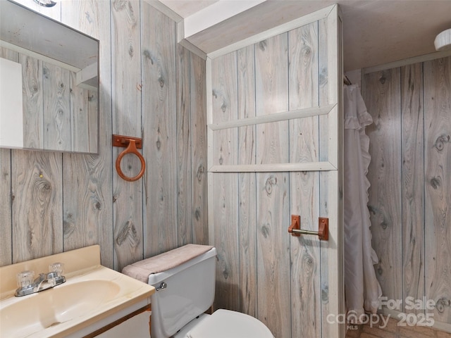250 Turkey Pen Rd, Franklin, NC 28734 - full bath featuring wooden walls, vanity, and a shower with curtain
