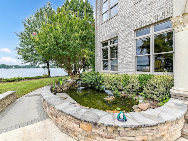 18201 Mainsail Pointe Dr, Cornelius, NC 28031 - view of grassy yard