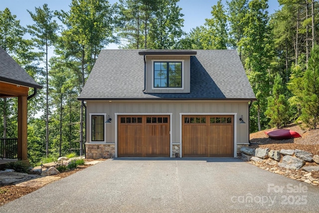 256 Hunt Camp Dr, Nebo, NC 28761 - garage with asphalt driveway