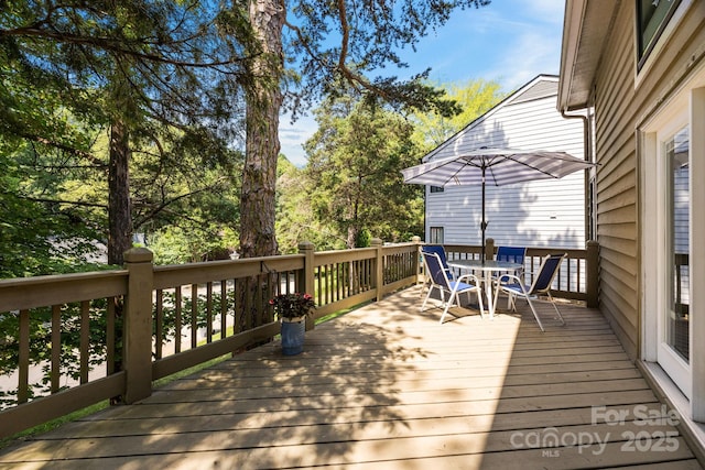 9008 St Croix Ln, Charlotte, NC 28277 - deck with outdoor dining space