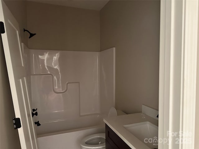 1031 Long Dr, Newton, NC 28658 - full bath with vanity and shower / tub combination