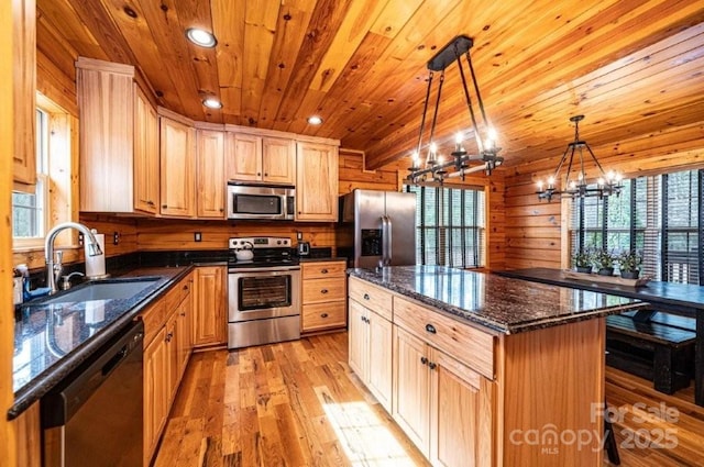 1818 W Paradise Harbor Dr Unit 172, Connelly Springs, NC 28612 - kitchen with appliances with stainless steel finishes, a chandelier, plenty of natural light, wood ceiling, and light wood-style floors