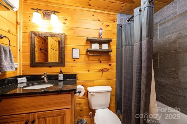 1818 W Paradise Harbor Dr Unit 172, Connelly Springs, NC 28612 - full bath with vanity, shower / bath combo with shower curtain, and a wall unit AC