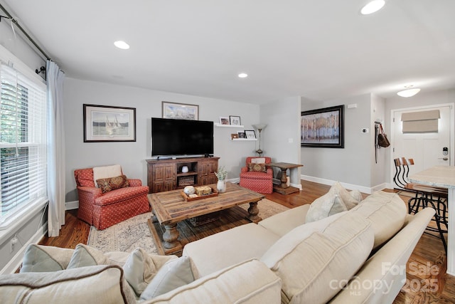 7523 Thorncliff Dr, Charlotte, NC 28210 - photo 5