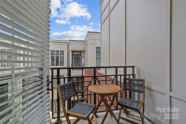 2810 Selwyn Ave Unit 429, Charlotte, NC 28209 - view of balcony