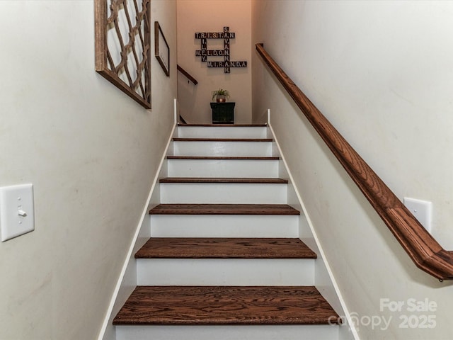 618 Deese Rd, Monroe, NC 28110 - view of stairway