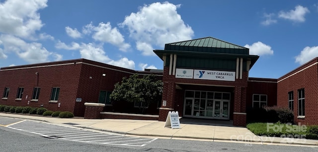 75 Mccurdy St NW, Concord, NC 28027 - view of building exterior featuring uncovered parking
