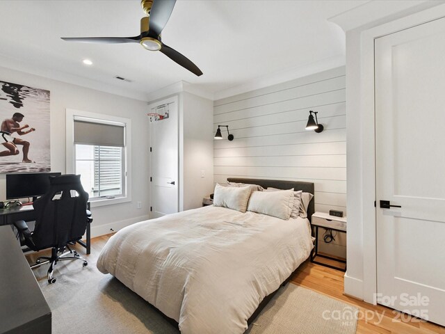 615 Melbourne Ct, Charlotte, NC 28209 - bedroom featuring light wood-style floors, crown molding, a ceiling fan, recessed lighting, and a desk