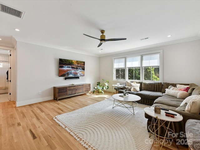 615 Melbourne Ct, Charlotte, NC 28209 - living area with crown molding, light wood-style flooring, a ceiling fan, and recessed lighting
