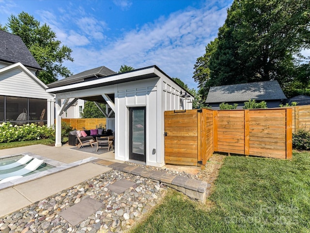 615 Melbourne Ct, Charlotte, NC 28209 - view of outbuilding with outdoor lounge area