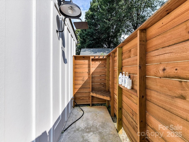 615 Melbourne Ct, Charlotte, NC 28209 - exterior view