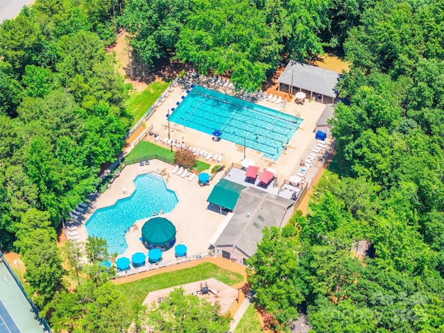 1220 Merribrook Dr, Matthews, NC 28105 - bird's eye view of a pool