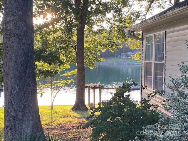 4927 Vagabond Ln, Sherrills Ford, NC 28673 - water view