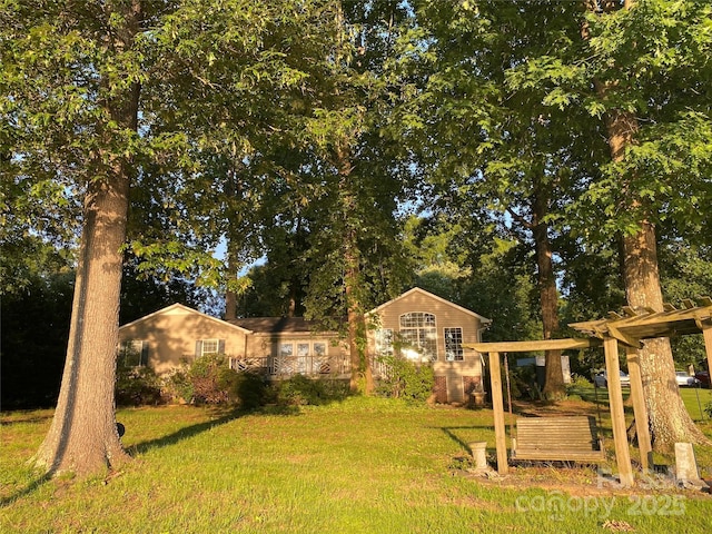 4927 Vagabond Ln, Sherrills Ford, NC 28673 - view of grassy yard