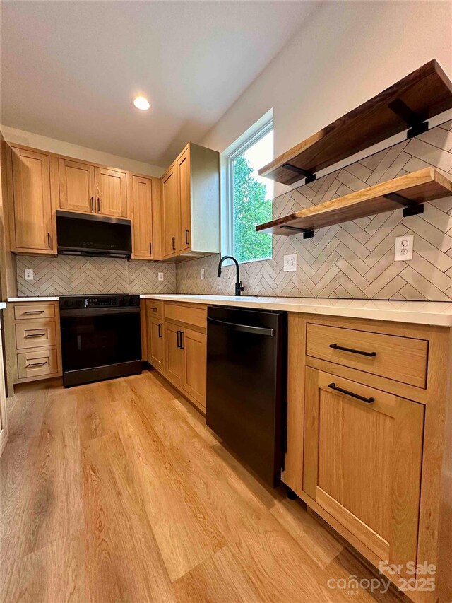 139 Blossom Rdg, Leicester, NC 28748 - photo 3