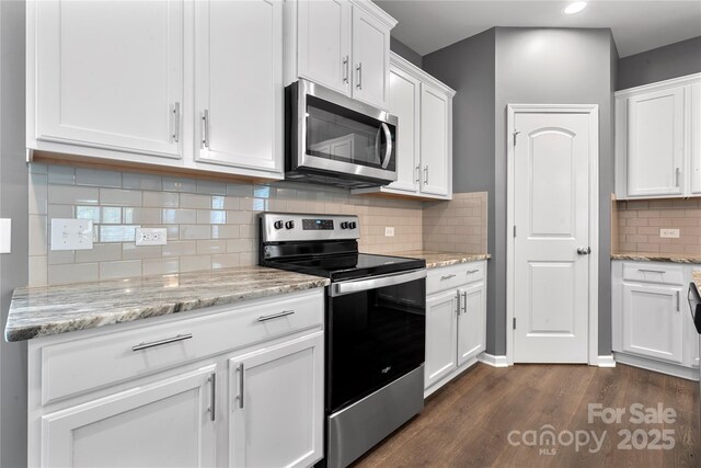 4006 Stockbrook Dr, Charlotte, NC 28215 - photo 13