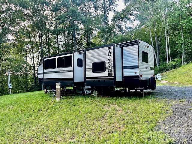 997 Hoot Owl Rd, Spruce Pine, NC 28777