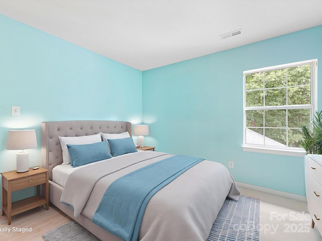 15139 Wiltshire Manor Dr, Charlotte, NC 28278 - bedroom with baseboards