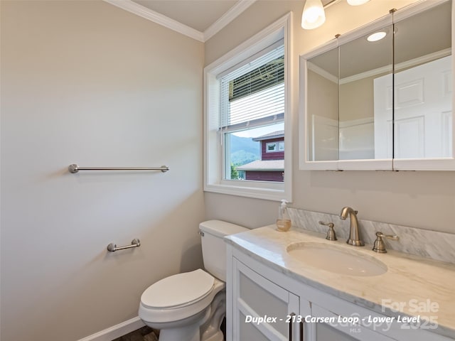 113 Bronco Way, Waynesville, NC 28785 - half bath with vanity and crown molding