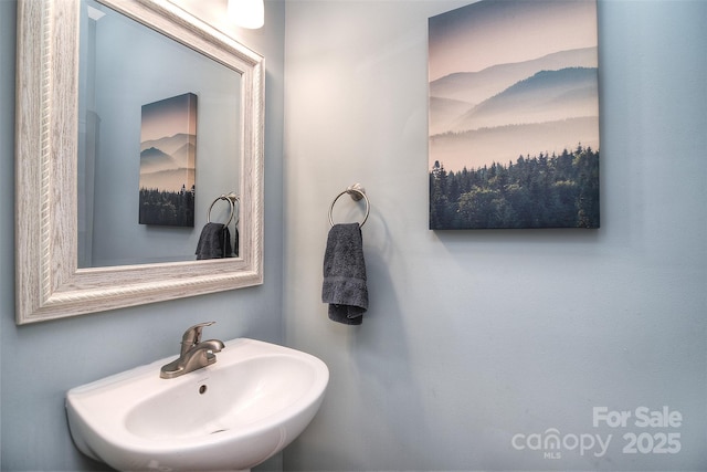 2620 Brackley Pl NW, Concord, NC 28027 - bathroom with a sink