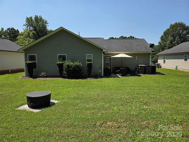 1300 Bethpage Rd, Kannapolis, NC 28081 - rear view of house featuring a yard