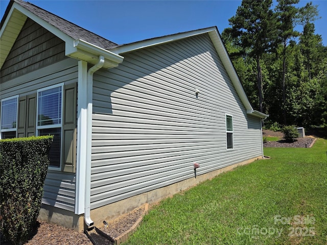1300 Bethpage Rd, Kannapolis, NC 28081 - view of home's exterior with a yard