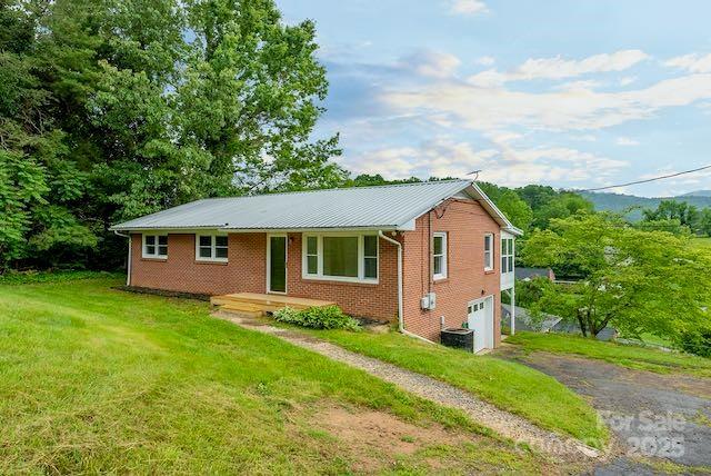 236 Haywood Dr, Canton, NC 28816 - photo 2