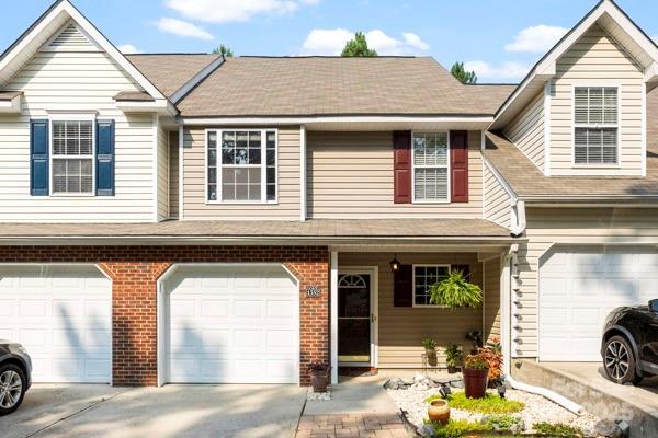 1352 Walnut Hill Dr, Rock Hill, SC 29732 - photo 2