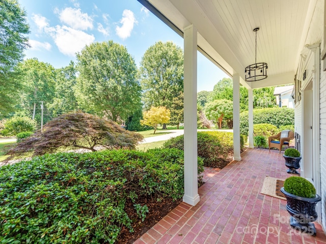607 W School St, Maiden, NC 28650 - view of covered porch