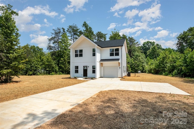 794 Stanley Spencer Mtn Rd, Gastonia, NC 28056 - modern farmhouse style home with a garage, driveway, and roof with shingles