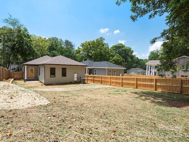 4113 Rutgers Ave, Charlotte, NC 28206 - rear view of house featuring a fenced backyard