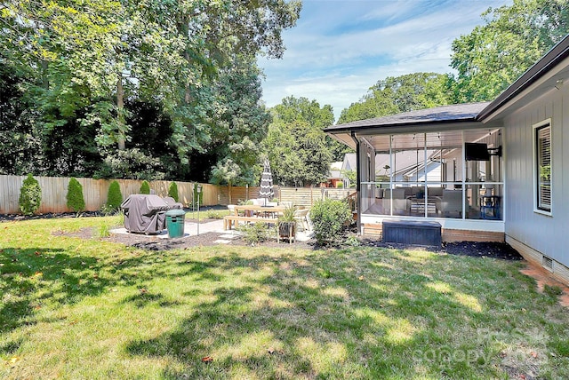 4906 Crooked Oak Ln, Charlotte, NC 28226 - view of yard with a sunroom