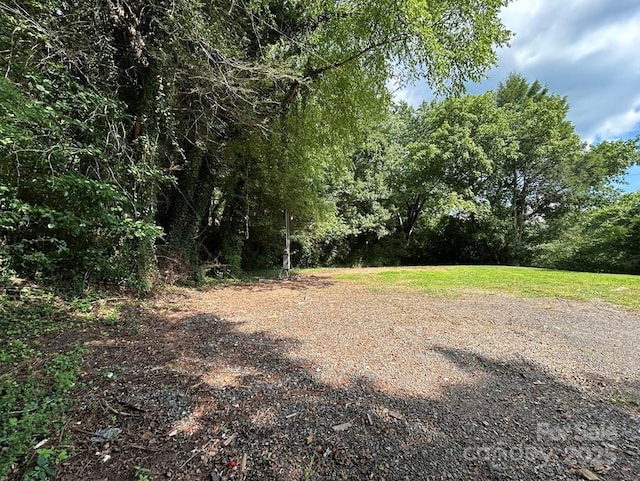 16 Yearwood Dr, Sylva, NC 28779