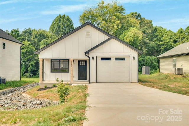 1043 Secor St, Statesville, NC 28677 - photo 1