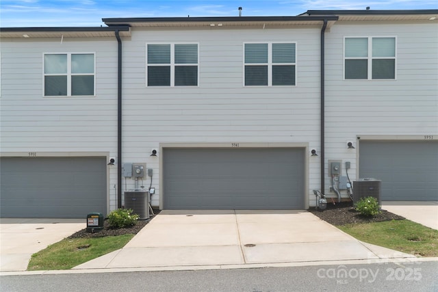 5941 Mantle Way, Kannapolis, NC 28081 - view of front of property with a garage and driveway