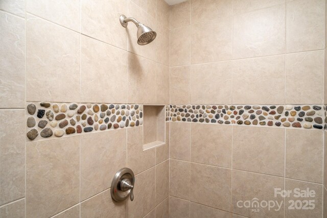 15 Deaver Dr, Asheville, NC 28806 - photo 35