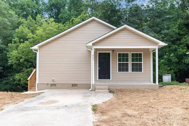 803 Evening Shade Ln, Gastonia, NC 28052 - view of front facade with crawl space and covered porch