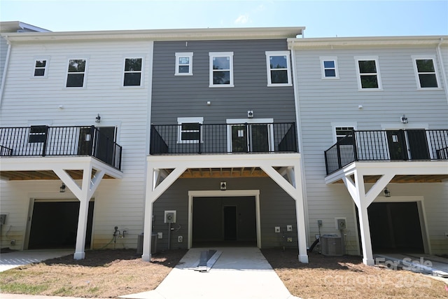 185 Cherry Springs Ln Unit 24-C, Asheville, NC 28804 - back of house with concrete driveway