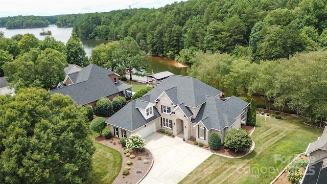 9221 Belle Pines Ct, Sherrills Ford, NC 28673 - view from above of property with a large body of water and a heavily wooded area