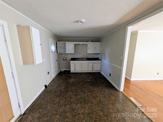 9401 Feldbank Dr, Charlotte, NC 28216 - photo 5