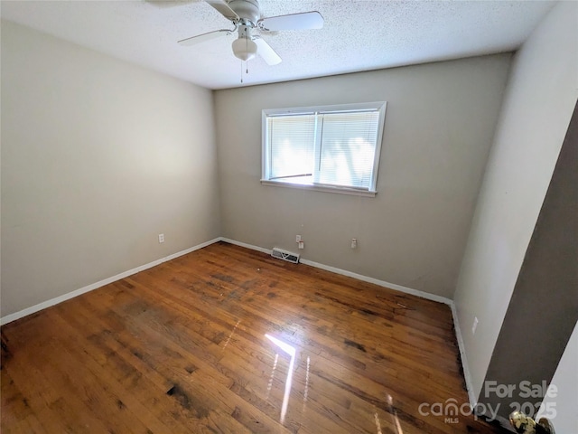 9401 Feldbank Dr, Charlotte, NC 28216 - photo 8