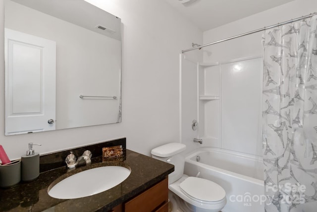 2932 Berry Creek Rd, Charlotte, NC 28214 - bathroom featuring vanity and shower / tub combo