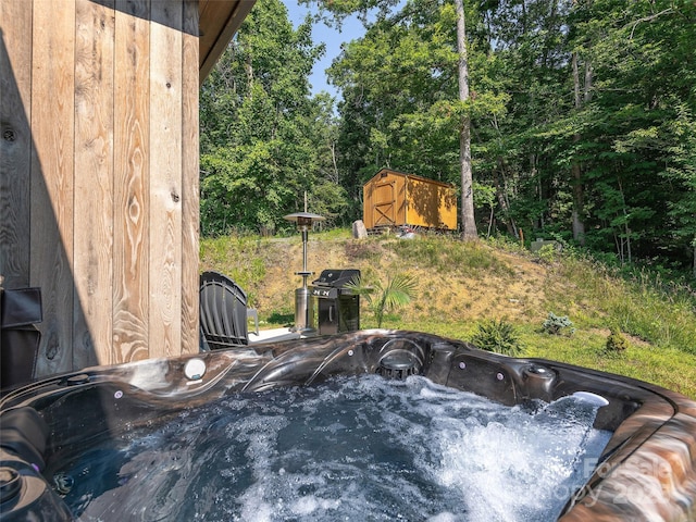 184 Sandys Home Pl, Mars Hill, NC 28754 - exterior view of a jacuzzi