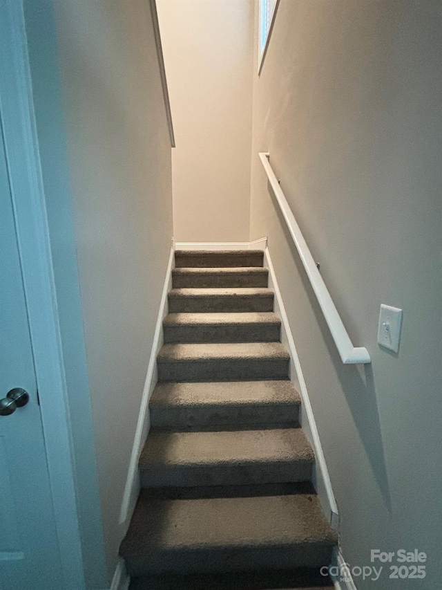 408 E 22nd St, Kannapolis, NC 28083 - view of stairs