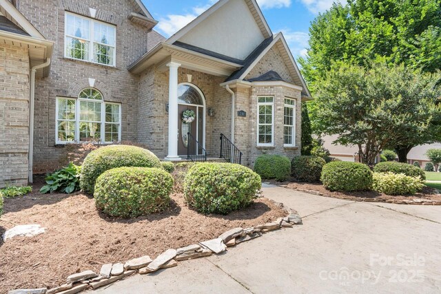 2301 Willow Creek Dr, Newton, NC 28658 - view of front of home with brick siding
