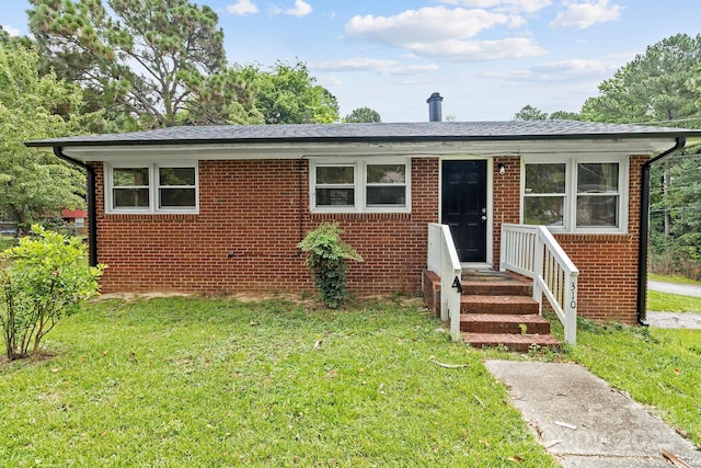 310 Cedarwood St, Spring Lake, NC 28390 - photo 2